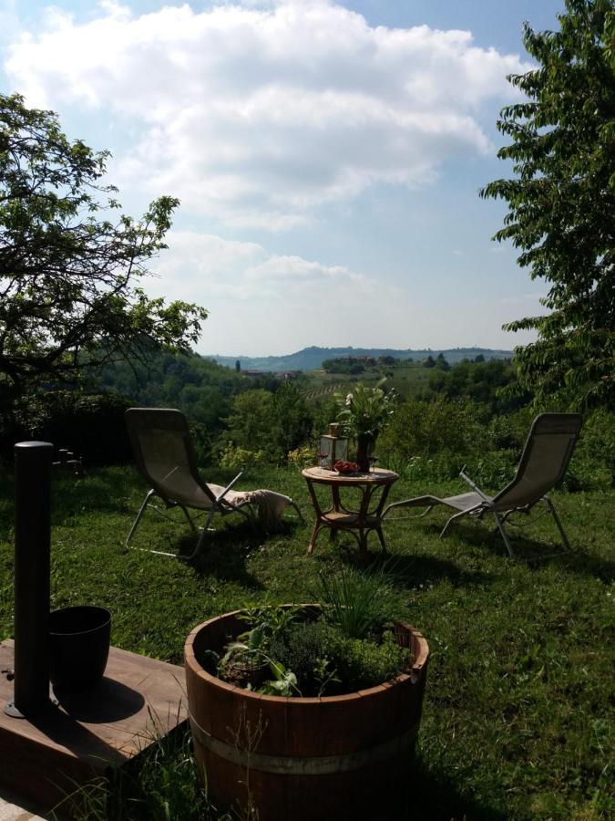 B&B Sant'Anna 21 Monforte D'Alba Bagian luar foto