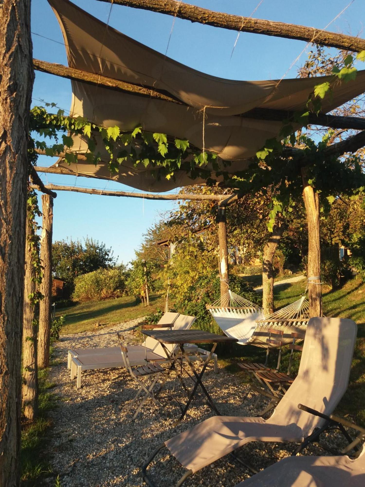 B&B Sant'Anna 21 Monforte D'Alba Bagian luar foto